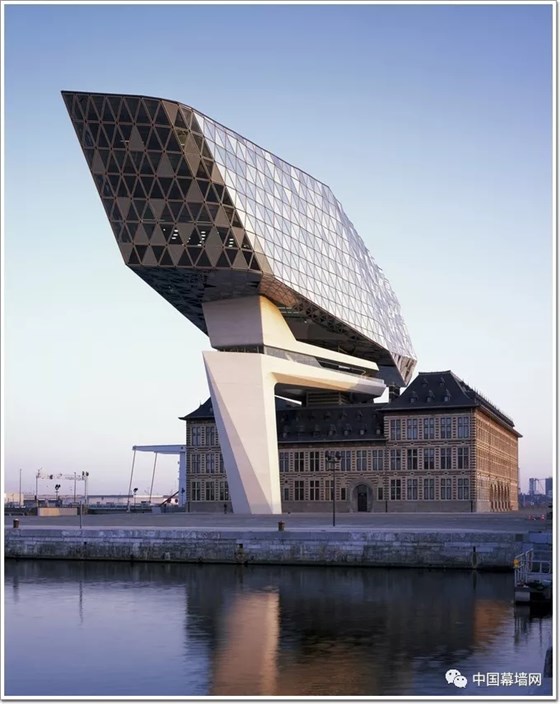 玻璃幕墙 玻璃幕墙