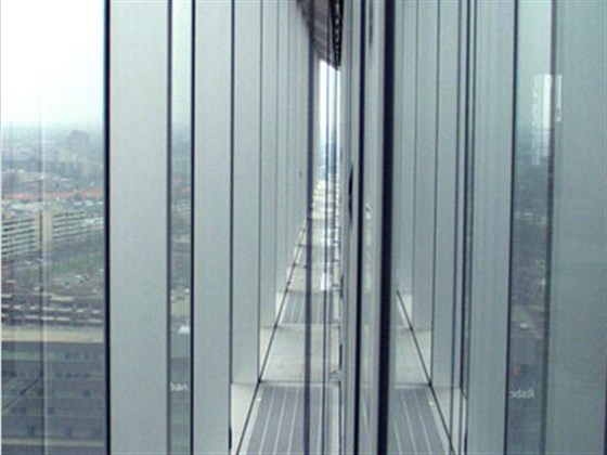 双层玻璃幕墙