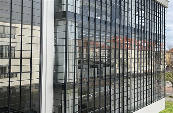 广东玻璃幕墙改造公司哪家更专业