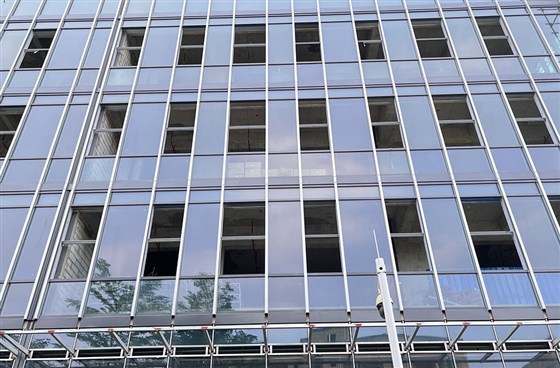 广州玻璃幕墙公司