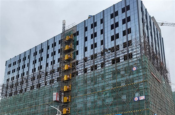 东莞玻璃幕墙公司