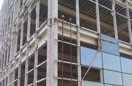 钢结构玻璃幕墙