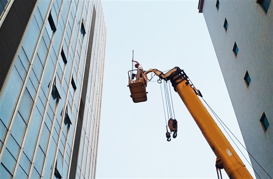 专业外墙玻璃更换