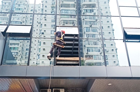 东莞幕墙维修更换价格贵吗