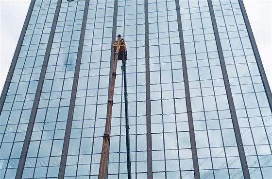 广州玻璃幕墙更换维修找谁
