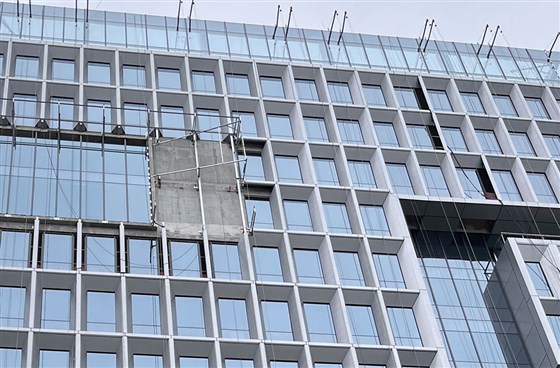 东莞哪家玻璃幕墙公司更靠谱