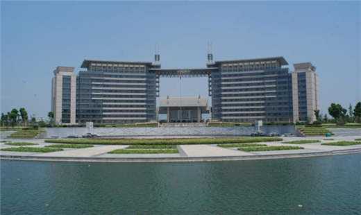 吊挂肋玻点式玻璃幕墙施工组织设计