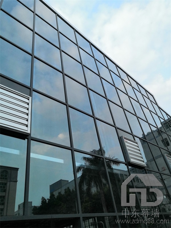深圳钢化中空玻璃幕墙价格是多少？