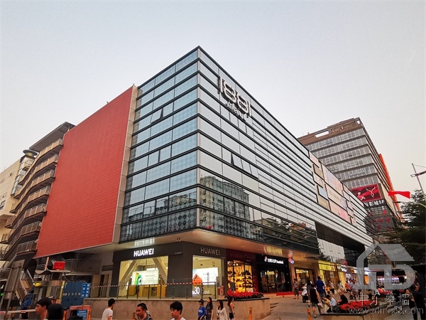 深圳玻璃幕墙包工包料多少钱一个平方