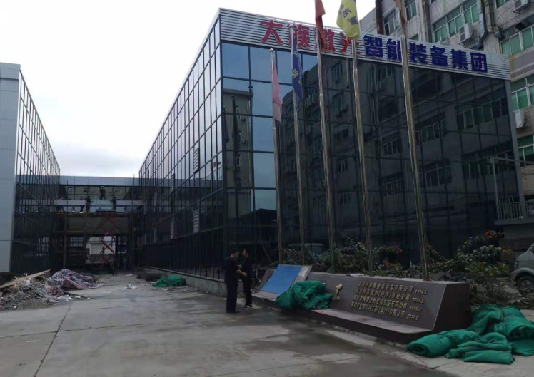 深圳光明区玻璃幕墙安装多少钱一平方