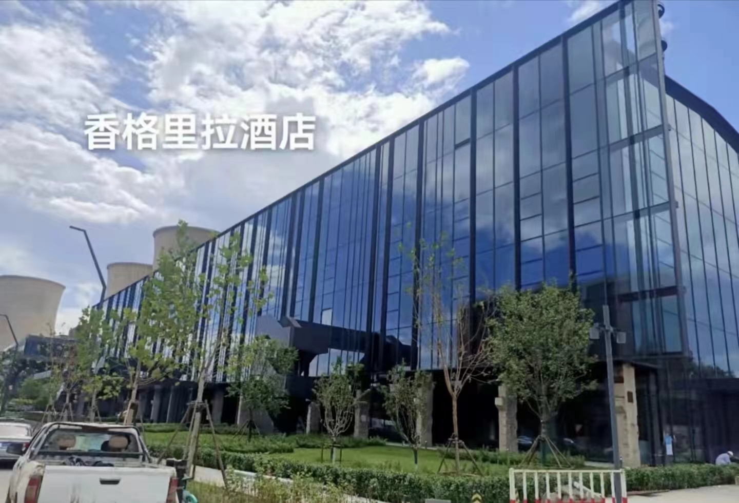 酒店玻璃幕墙|酒店外墙装饰公司|玻璃幕墙装饰公司