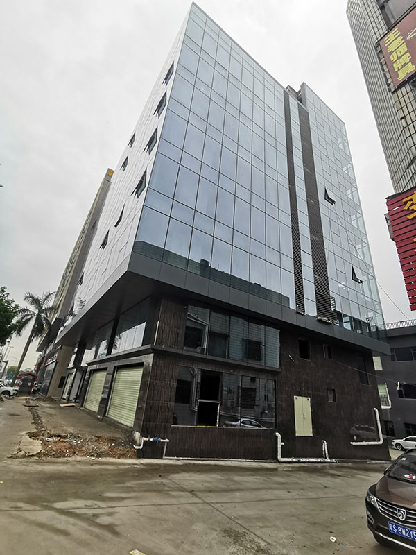 全隐框玻璃幕墙