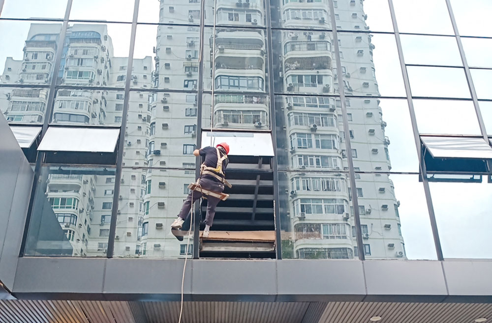 东莞幕墙玻璃更换