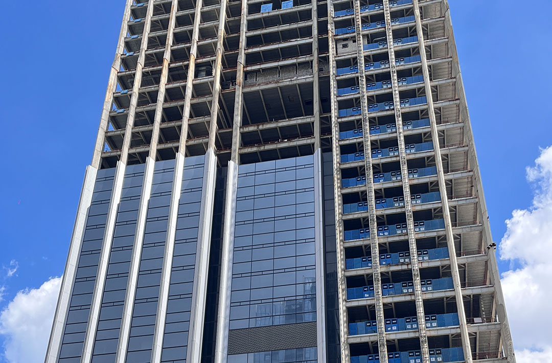 为什么选择附近的幕墙公司