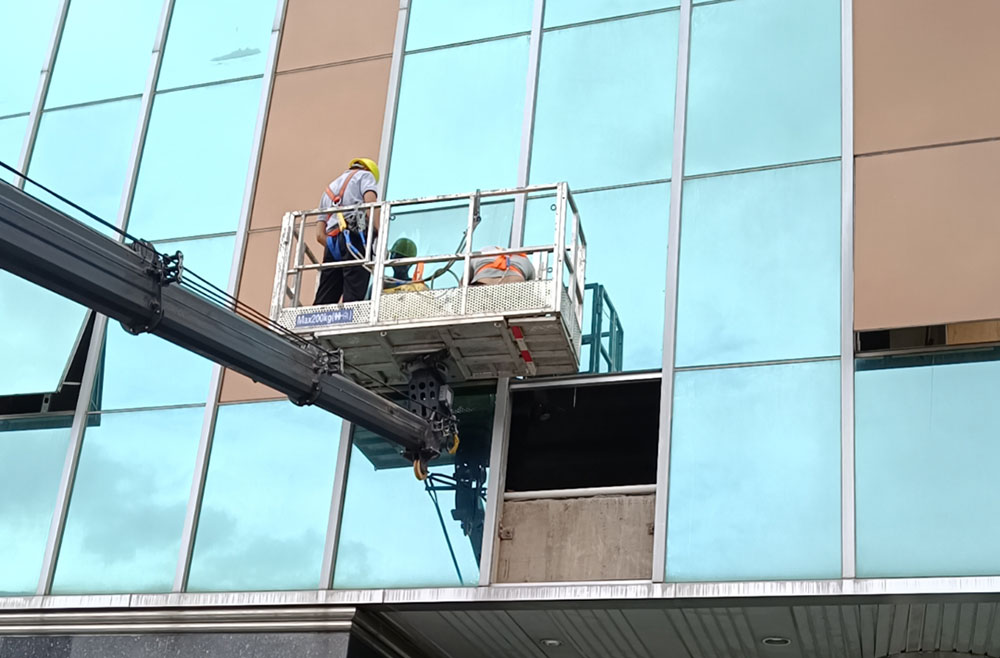 东莞玻璃幕墙维修公司联系方式