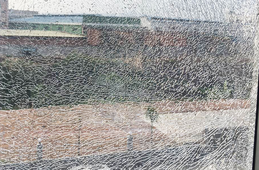 深圳幕墙玻璃自爆维修找谁做