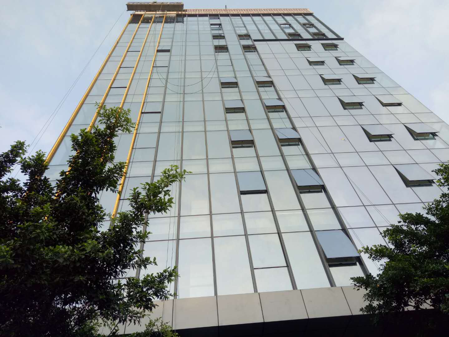 清远写字楼全玻璃幕墙定制多少钱