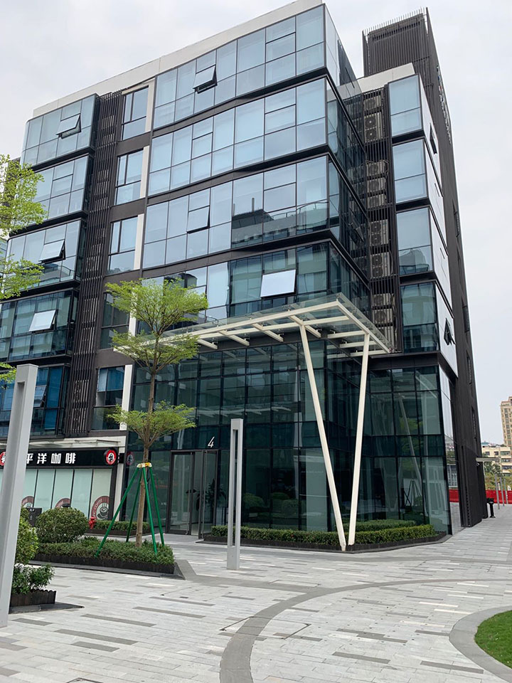 小型酒店外立面玻璃幕墙包工包料多少钱一平本地靠谱幕墙公司