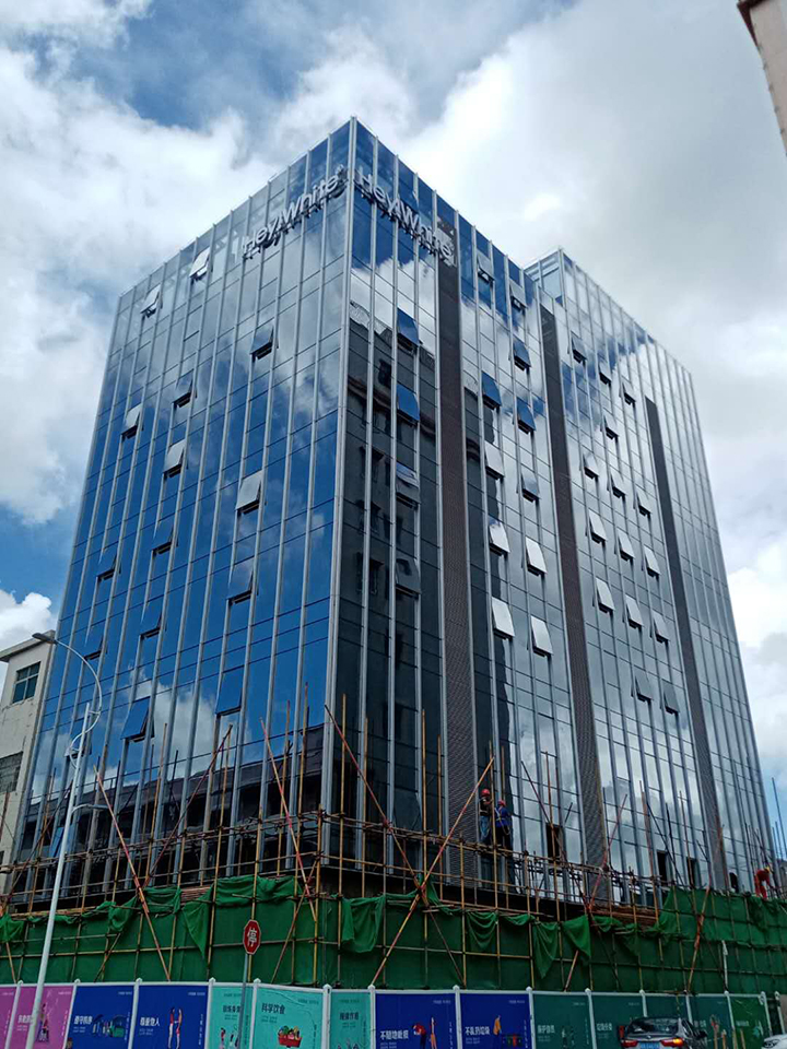 产业园点式玻璃幕墙报价